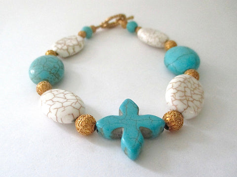 Howlite Bracelet with Turquoise and White Matrix Stones and Gold Clasp