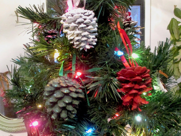 3 Hand Painted Pine Cone Christmas Ornaments, Set of 3 Holiday Decorations